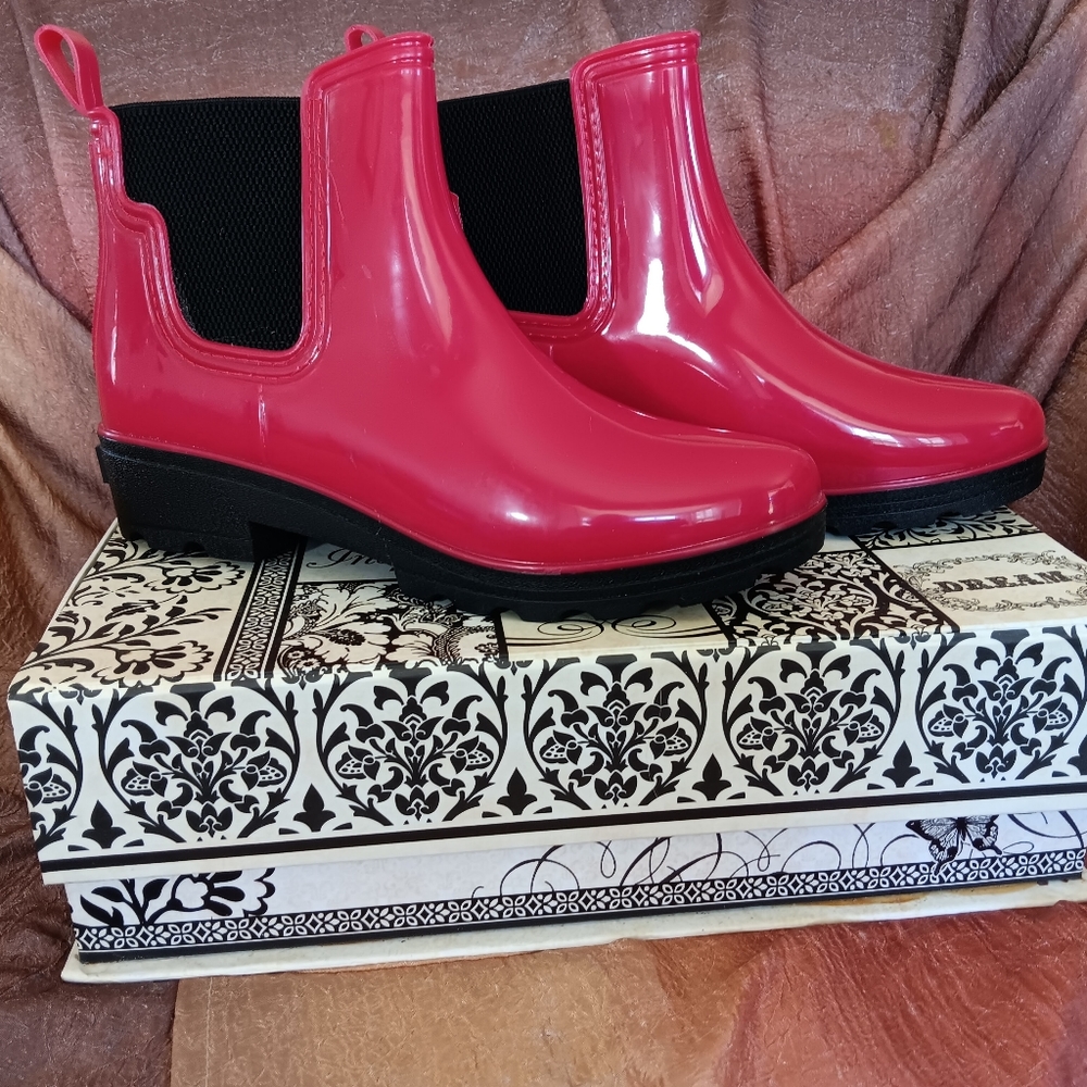 Patent Rain/Snow Boot by Seven7Footwear
